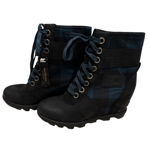 NWT SOREL Lexie Wedge Boot Sz 6 Blue Black Plaid - Picture 3 of 10